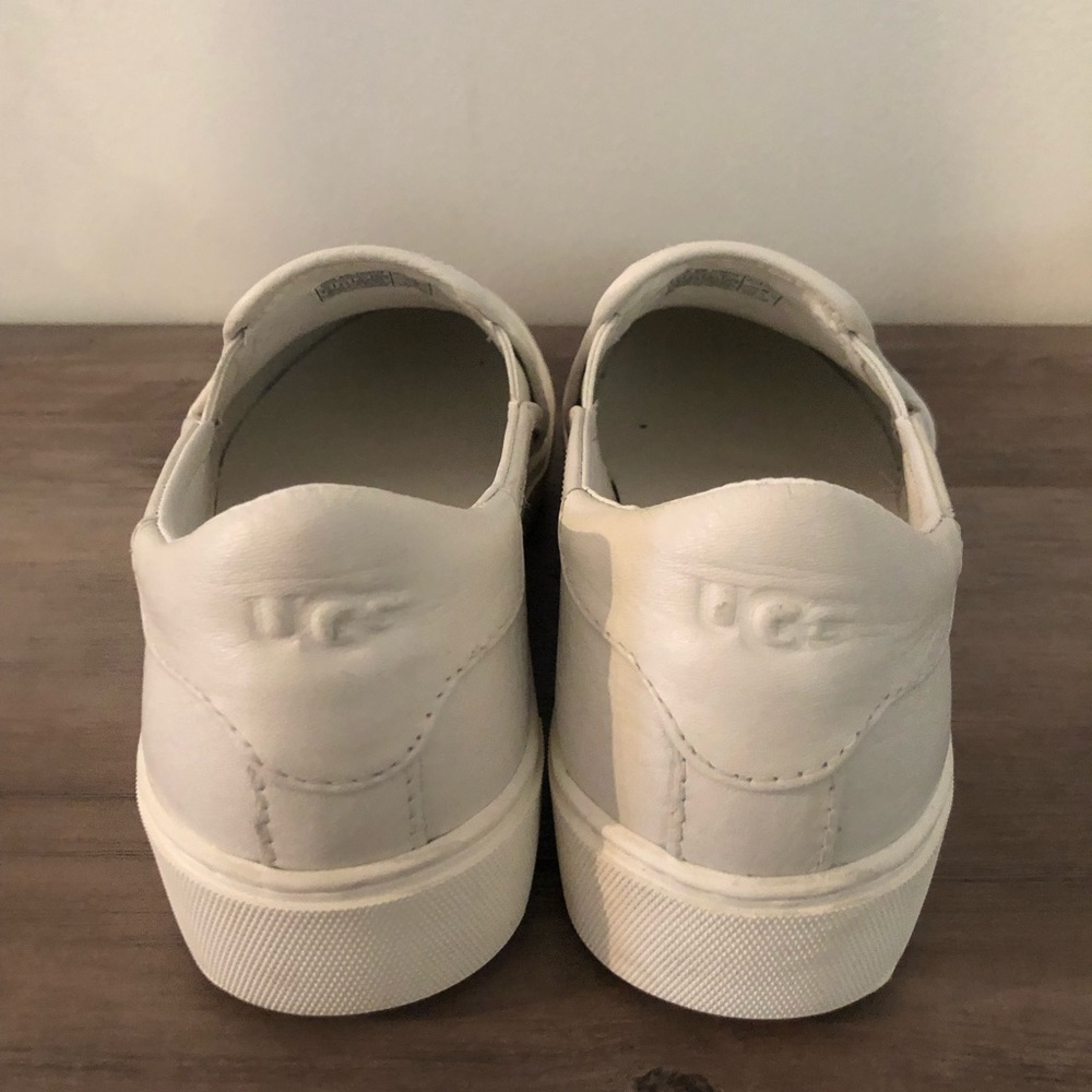 UGG white sneakers. Size 8.5